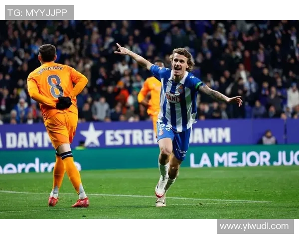 布莱克浦主场迎战桑德兰期待精彩对决与进球盛宴 布莱克浦主场迎战桑德兰期待精彩对决与进球盛宴