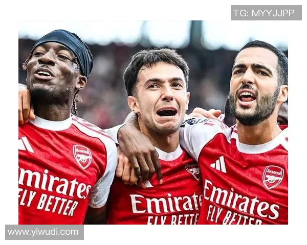 英超联赛恢复比赛后，防疫措施加码，球员接受每周多次检测