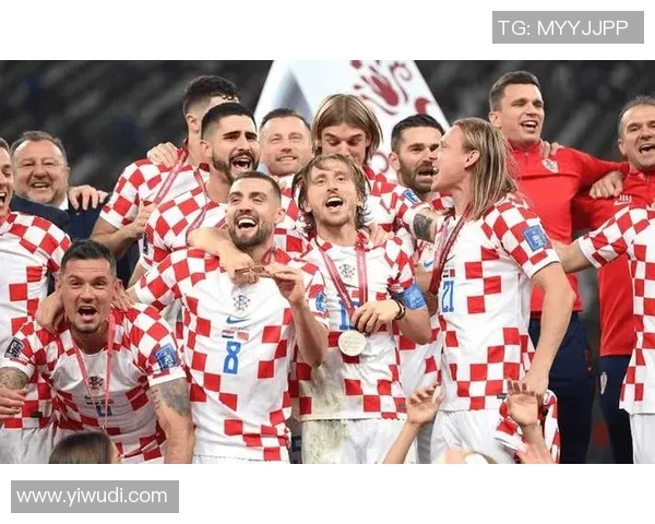 意大利与希腊足球比赛比分分析及战术解读