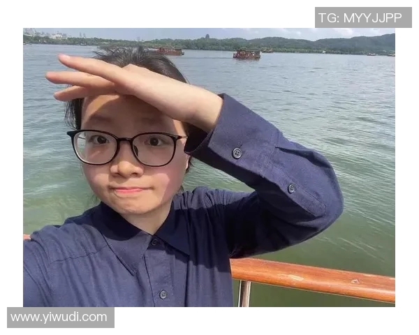 李跑的奋斗历程与成长故事：从平凡到卓越的追梦之旅